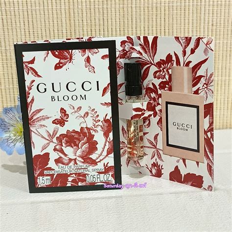 Gucci bloom กลิ่นเป็นยังไงบ้างคะ .